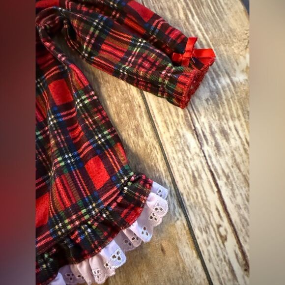 Plaid Kids Pajamas Set - Picture 4 of 4